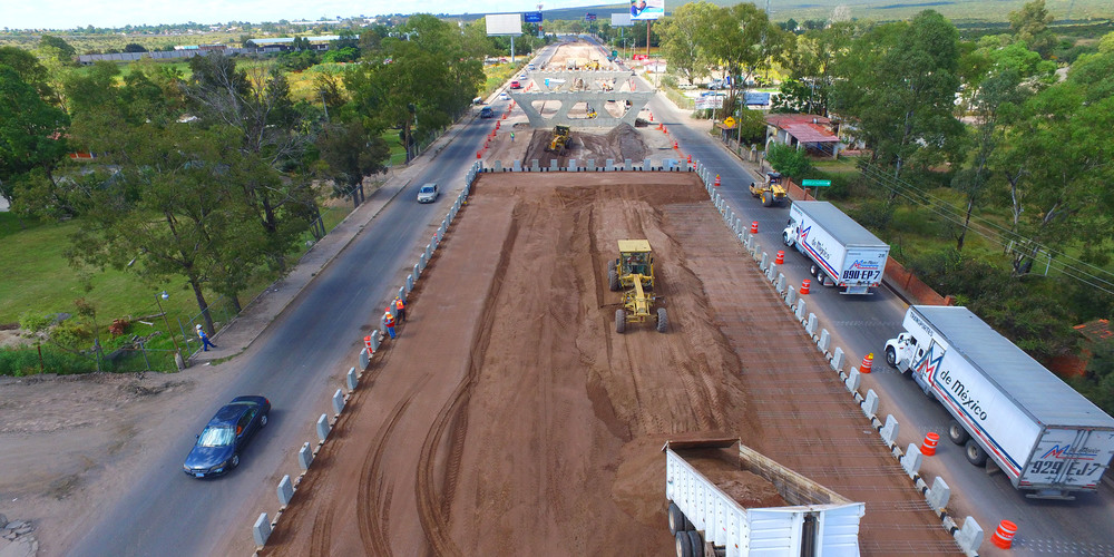 PUENTE LEÓN LAGOS