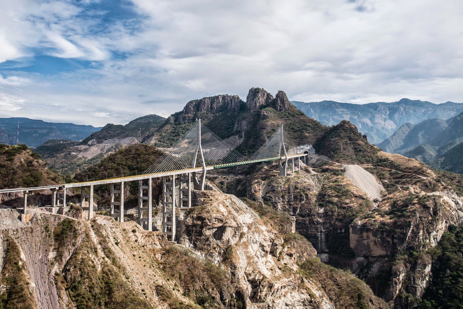 Puente Baluarte Bicentenario.jpg